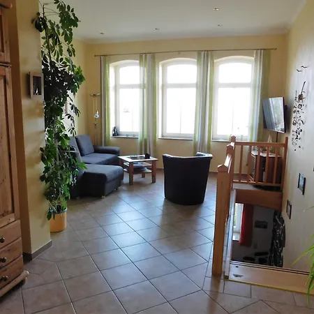 Seelotsenstation Mit Hafenblick By Unsere Urlaubszeit 萨斯尼茨